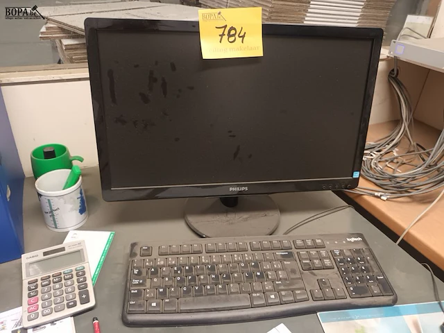 Lot 784 - computer configuratie - afbeelding 1 van  3