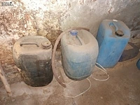 Lot 79 - bidons. 14 stuks - afbeelding 2 van  3