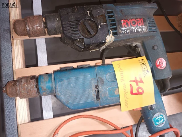 Lot 79 - boormachine. 2 stuks - afbeelding 2 van  3