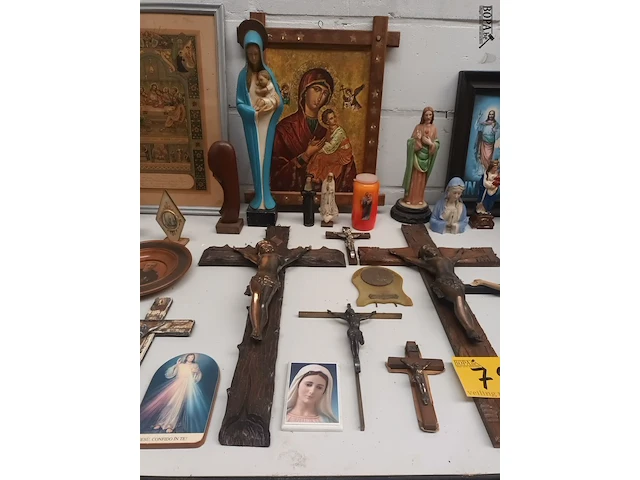 Lot 79 - devotie. 37 stuks - afbeelding 4 van  5
