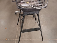 Lot 79 - elektrische bbq - afbeelding 2 van  3