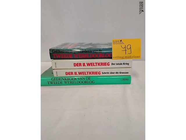 Lot 79 - lot boeken, geschiedenis 2e wereldoorlog, 4 stuks - afbeelding 1 van  1