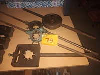 Lot 79 - snijplaathouder. 4 stuks - afbeelding 1 van  3