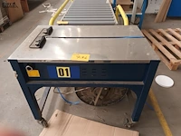 Lot 791 - strapping machine - afbeelding 1 van  4