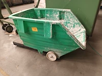 Lot 799 - pvc mobiele kipcontainer - afbeelding 1 van  4