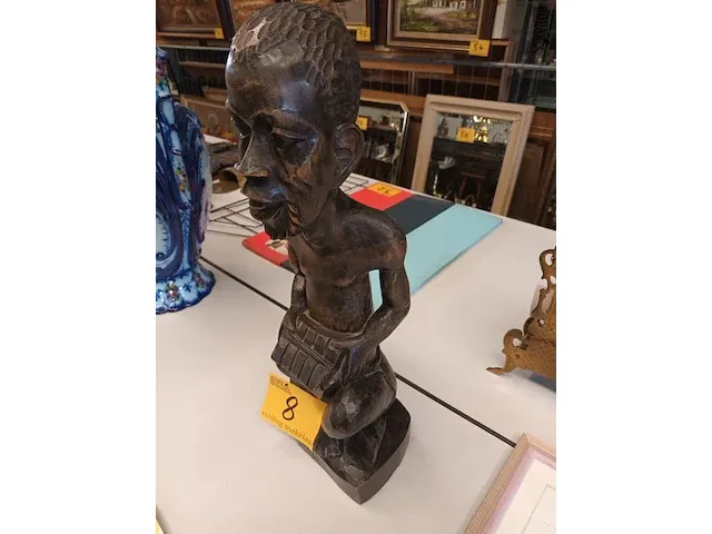 Lot 8 - afrikaans houten beeld - afbeelding 2 van  4