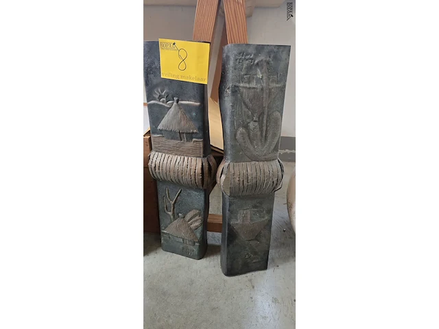 Lot 8 - afrikaanse kunstwerken op koperen plaat - afbeelding 1 van  2