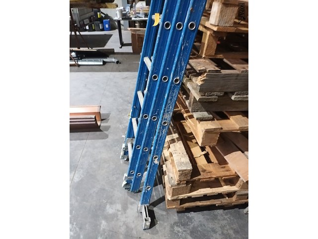 Lot 8 - aluminium ladder - afbeelding 3 van  4