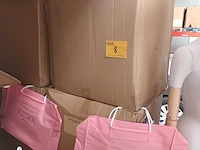 Lot 8 - bedrukte stoffen draagtassen. 6 dozen - afbeelding 1 van  3