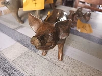 Lot 8 - bronzen varken pierre chenet - afbeelding 3 van  4