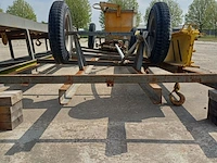Lot 8 - chassis - afbeelding 2 van  4