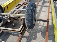 Lot 8 - chassis - afbeelding 4 van  4
