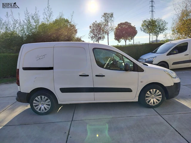 Lot 8 - citroën berlingo (2014-chass.vf77b9hn0ej563262) - afbeelding 19 van  24