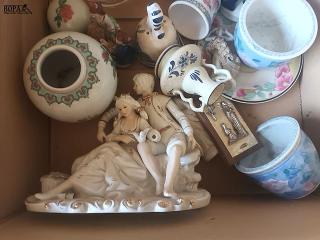 Lot 8 - decoratie. 14 stuks - afbeelding 3 van  4