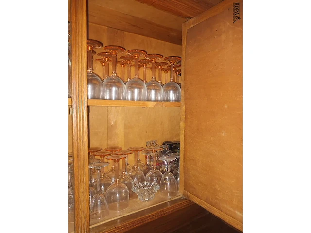 Lot 8 - diverse glazen - afbeelding 2 van  4