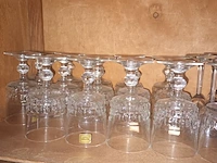 Lot 8 - diverse glazen - afbeelding 4 van  4