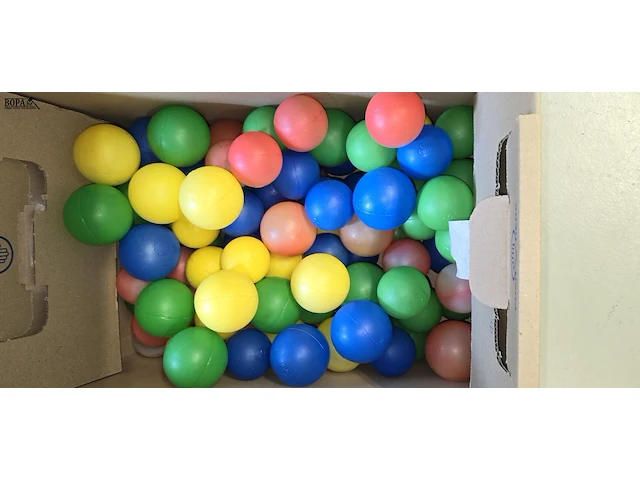 Lot 8 - doos ballenbad ballen - afbeelding 2 van  2
