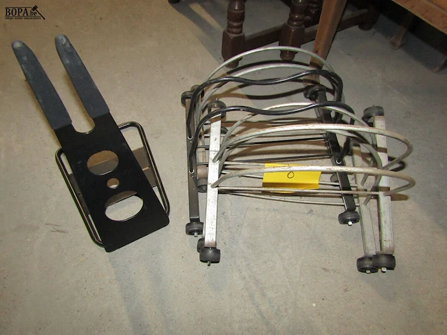 Lot 8 - fietshouders - 5 stuks - afbeelding 1 van  2