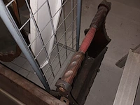 Lot 8 - kapstokken, spiegel en krantenrekje - afbeelding 5 van  5