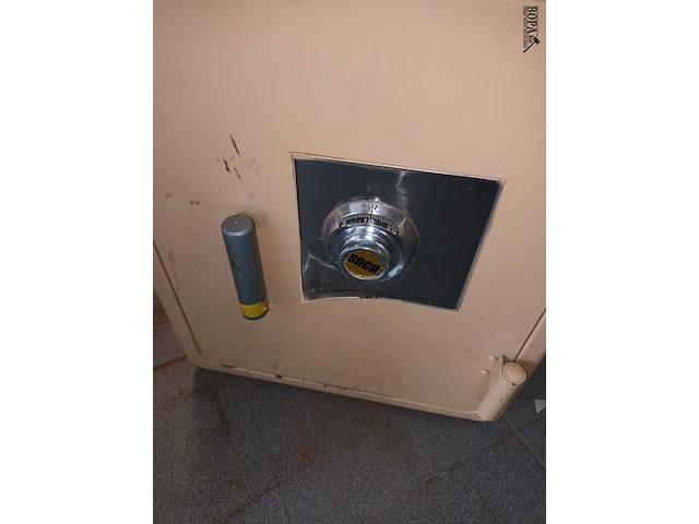 Lot 8 - kluis met code - afbeelding 4 van  4