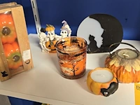 Lot 8 - lot diverse halloween kaarsen en kaarsenhouders - afbeelding 2 van  4