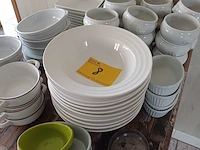 Lot 8 - lot porselein - afbeelding 5 van  5