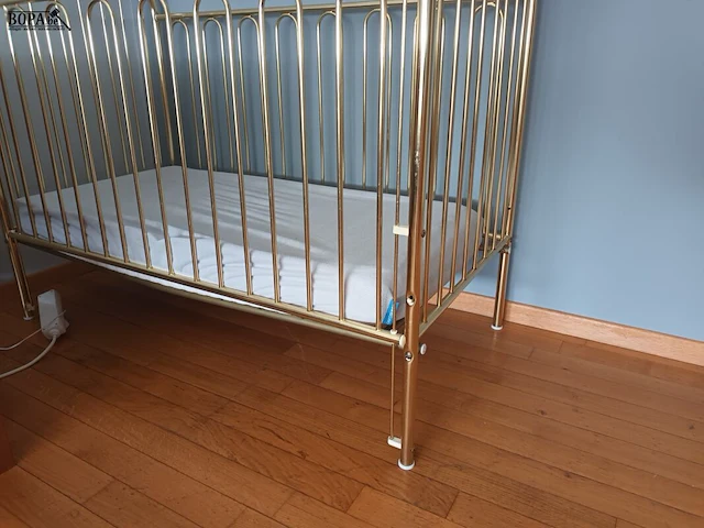 Lot 8 - metalen kinderbed - afbeelding 3 van  5