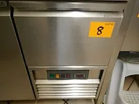 Lot 8 - rvs gekoelde werkkast - afbeelding 2 van  5