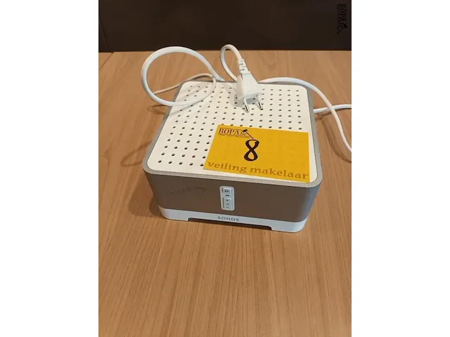 Lot 8 - sonos model connect amp - afbeelding 1 van  4