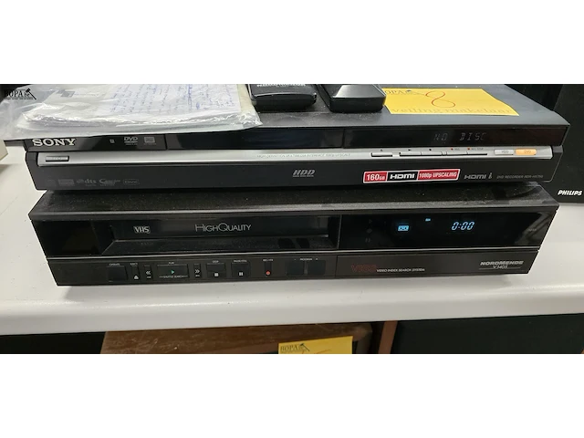 Lot 8 - sony dvd recorder en video recorder - afbeelding 4 van  5