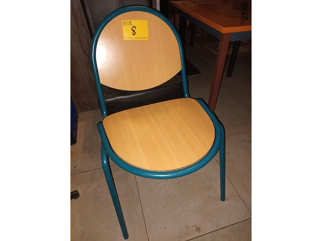 Lot 8 - stoel. 2 stuks - afbeelding 2 van  4