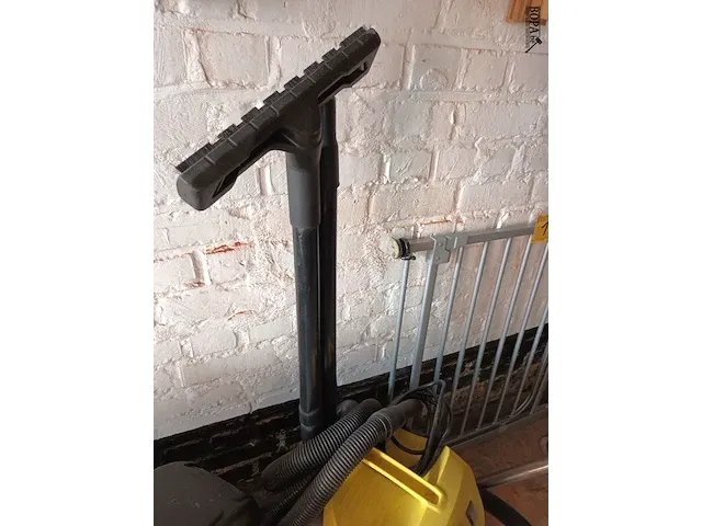 Lot 8 - stofzuiger kärcher - afbeelding 3 van  4