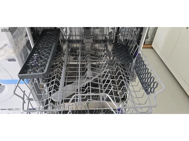 Lot 8 - vaatwas beko - afbeelding 9 van  9