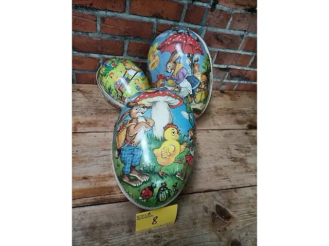 Lot 8 - vintage decoratieve kartonnen paaseieren - afbeelding 1 van  5