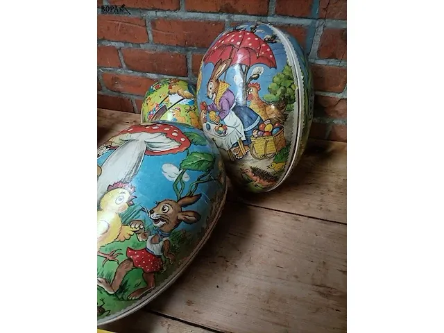Lot 8 - vintage decoratieve kartonnen paaseieren - afbeelding 3 van  5