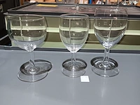 Lot 8 - wijnglazen 120 stuks - afbeelding 1 van  2