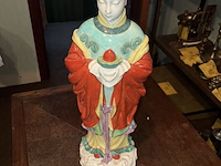 Lot 80 - beeld chinees, jonge boedha - afbeelding 1 van  5