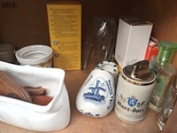 Lot 80 - diversen. inhoud kast - afbeelding 2 van  4