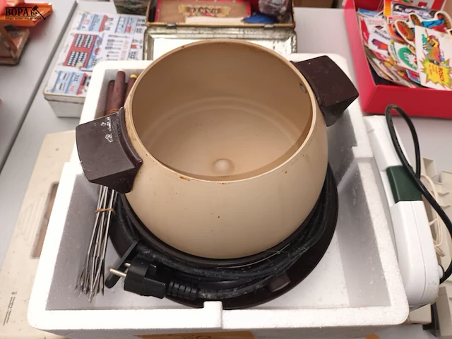 Lot 80 - keuken elektro. 4 stuks - afbeelding 3 van  5