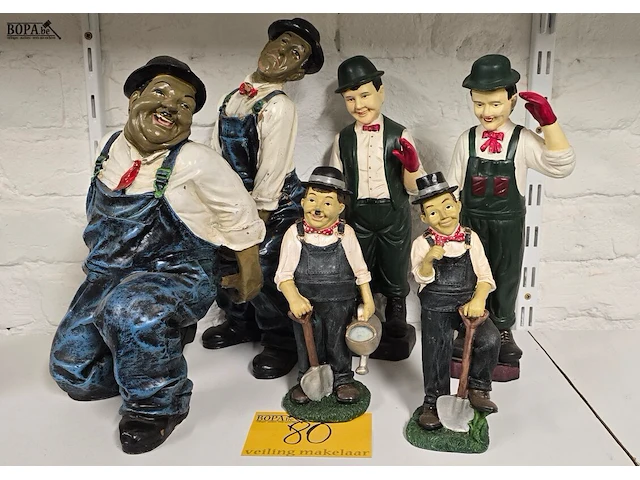 Lot 80 - laurel & hardy beeldjes 6 stuks - afbeelding 1 van  3