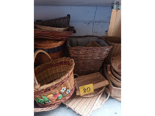 Lot 80 - rieten mandjes. 27 stuks - afbeelding 3 van  4