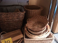 Lot 80 - rieten mandjes. 27 stuks - afbeelding 4 van  4