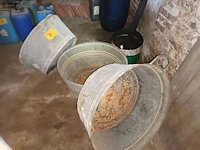 Lot 80 - zinken kuip. 3 stuks - afbeelding 1 van  3