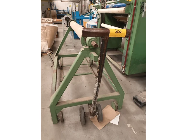 Lot 800 - mobiele rollenhouder - afbeelding 1 van  3