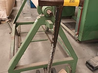 Lot 800 - mobiele rollenhouder - afbeelding 1 van  3