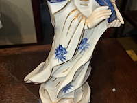 Lot 81 - beeld chinees, dame - afbeelding 3 van  5