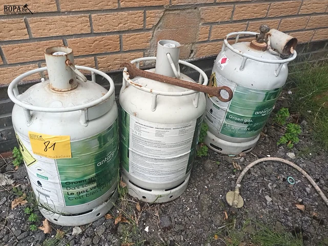 Lot 81 - gasfles propaan 15 kg. 3 stuks - afbeelding 1 van  4