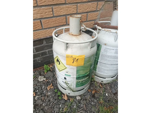 Lot 81 - gasfles propaan 15 kg. 3 stuks - afbeelding 2 van  4
