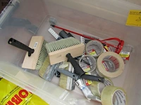 Lot 81 - kaders en schildersmateriaal - afbeelding 2 van  3