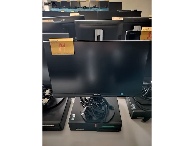 Lot 81 - lenovo thinkcentre computer - afbeelding 1 van  1